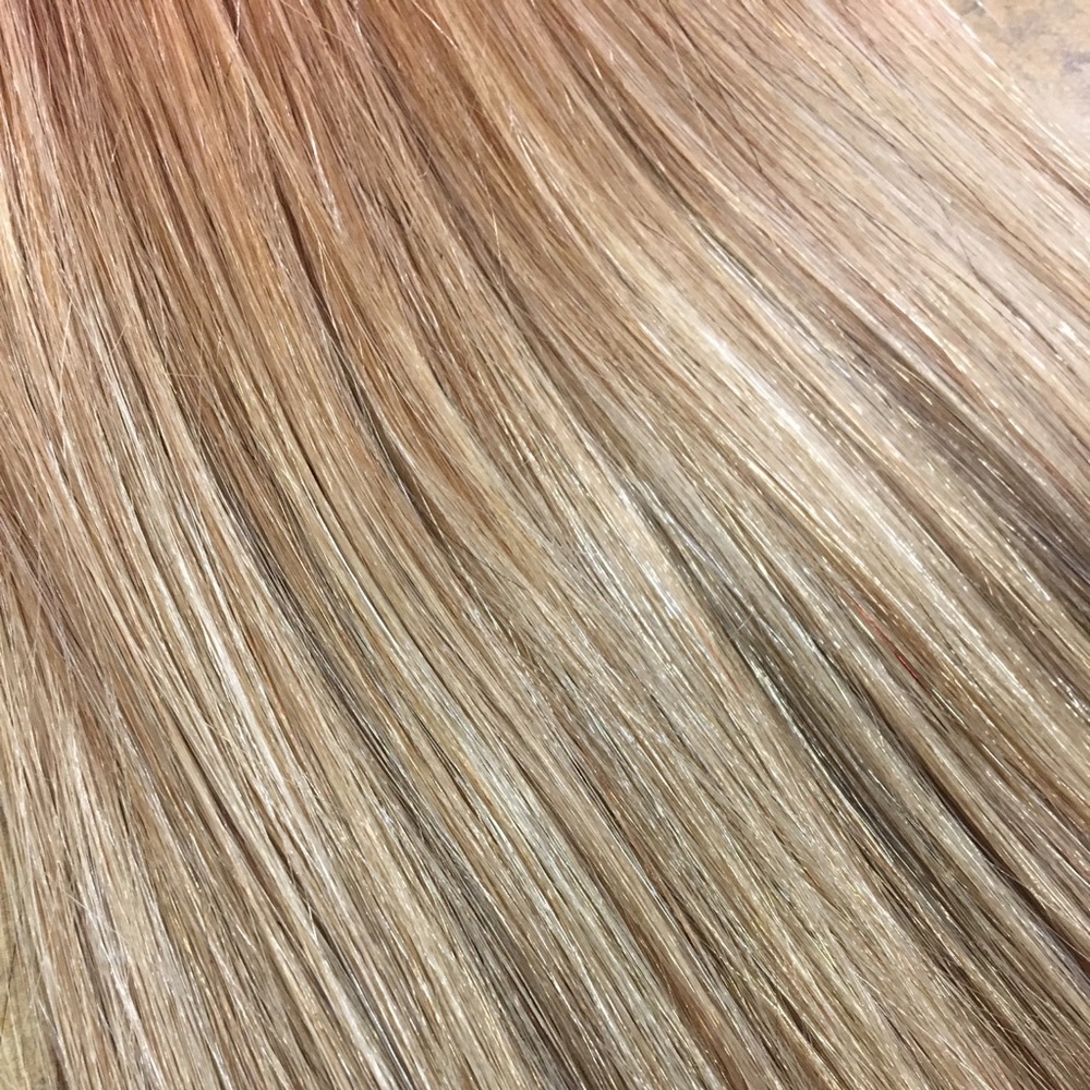 Clip on human hair extensions 18” with highlights